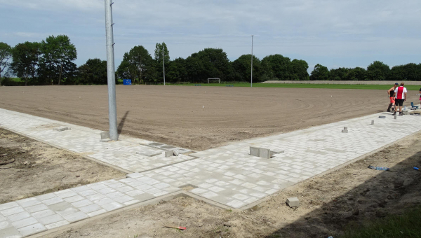 Volgende week wordt het nieuwe B-veld S.V. Marken ingezaaid