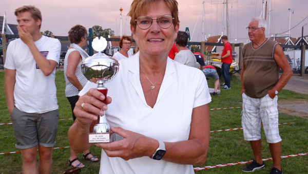 Pietertje Commandeur wint Jeu de Boules Marker Havenfeesten
