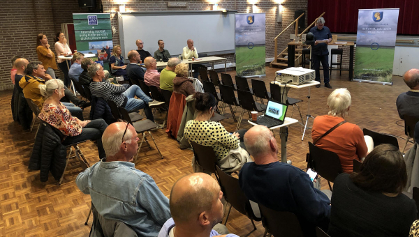 Openbare Vergadering Eilandraad Marken (video)