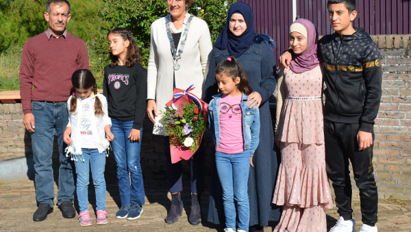 Gezin op Marken tot Nederlanders genaturaliseerd