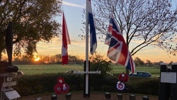 Vlaggen halfstok op Remembrance Sunday