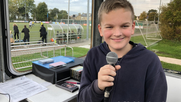 Jason de nieuwe ‘Stem van S.V. Marken’