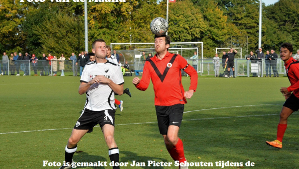 Tijs Klaver onthult ´Foto van de Maand´ namens VHC Jongens B.V.