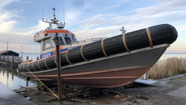 KNRM reddingboot 'Frans Verkade' op de helling