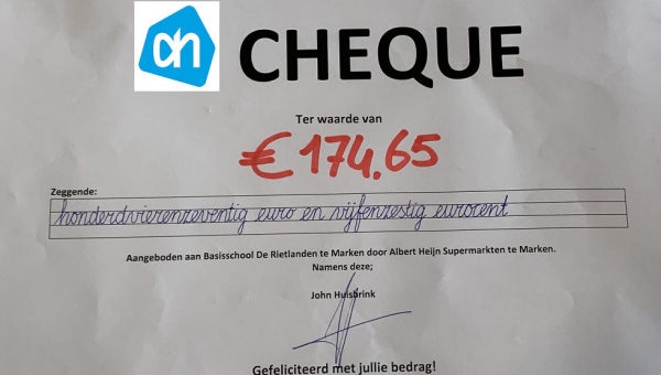 Statiegeldactie Albert Heijn levert € 174,65 voor Rietlandenschool