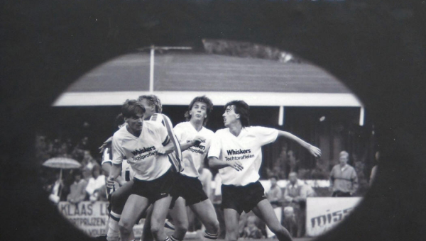 Het boek 'De Zwartwitten'