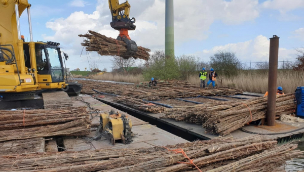 Kabelbord gered en voortgang plaatsen zinkstukken