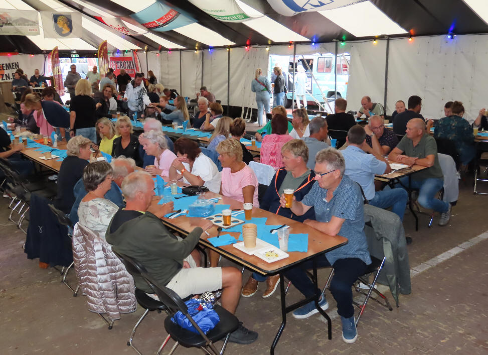 Geslaagde Foodtrucks tijdens Marker Havenfeesten