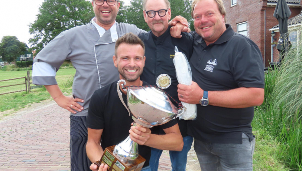 Marker horeca ondernemers kopen eerste paling voor € 170