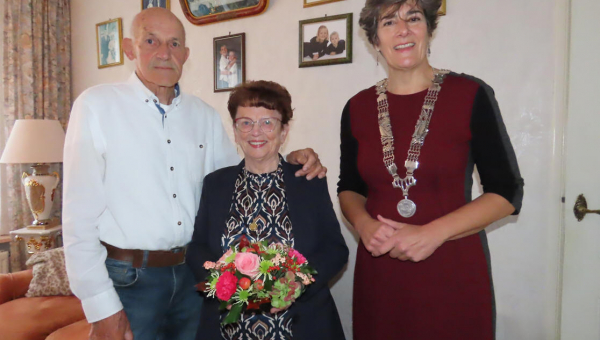 Echtpaar Van Veen-Schipper zestig jaar getrouwd