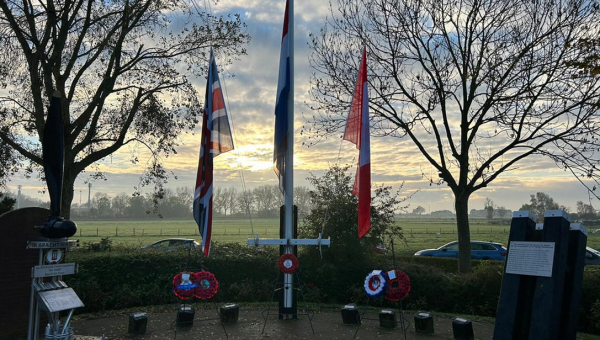 Vlaggen halfstok op Remembrance Sunday