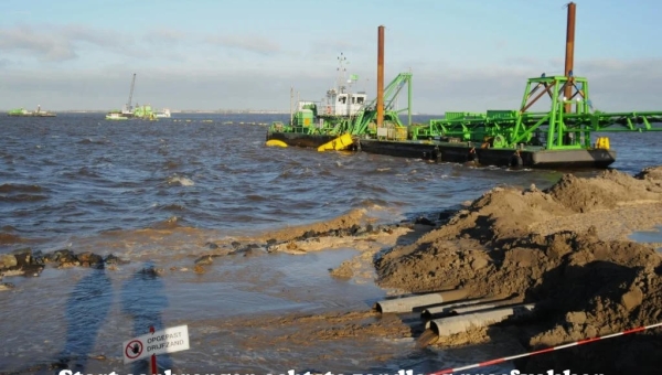 Start aanbrengen achtste zandlaag proefvakken
