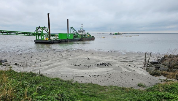 Standje bij de Bukdijk in ere hersteld