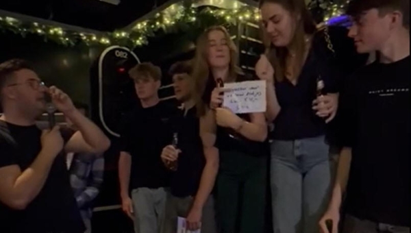 Gianna &amp; Larissa winnen Marker Beerpong Toernooi 2024