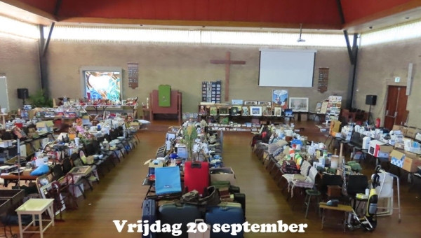 Tweede handsmarkt in de Patmoskerk