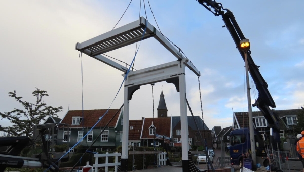 De nieuwe Wilhelminabrug