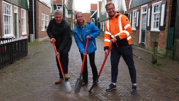 Officiële startschot gegeven voor het glasvezel project op Marken