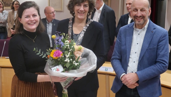 Julia Scheffer aangewezen als nieuwe griffier in Waterland