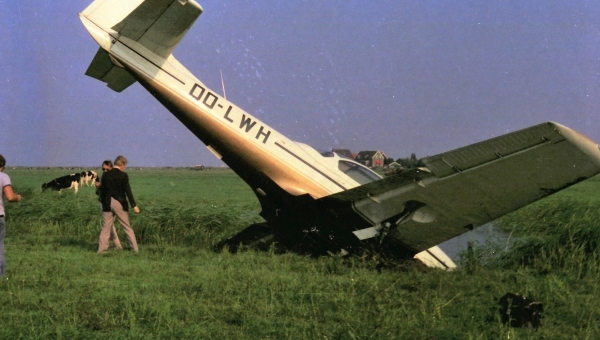 Noodlandingen op Marken in 1977 en 1930