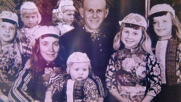 Een bijzonder gezin op een bijzondere plek.