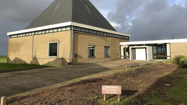 Simon &amp; Garfunkel Popdienst in de Patmoskerk op Marken