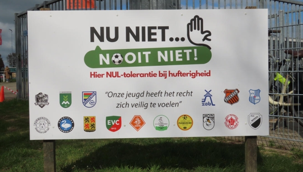Voetbalclubs zijn verhuftering zat: Hier NUL-tolerantie bij hufterigheid