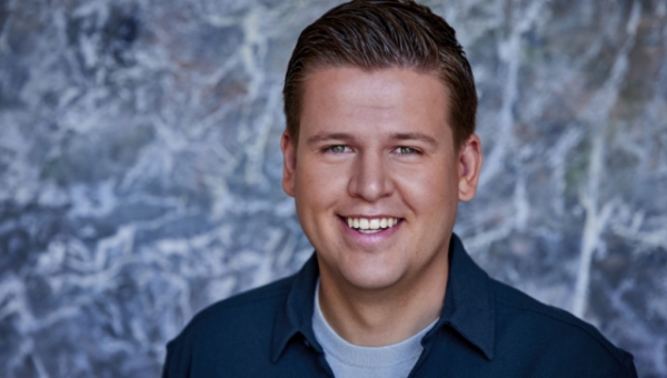 Optreden Sven Versteeg tijdens de Marker Havenfeesten