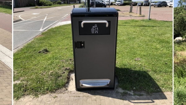 Ook op de parkeerplaats zijn BigBilly's geplaatst.