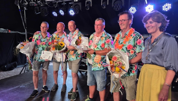 Marker Havenfeest kleurt oranje