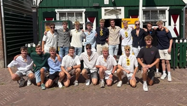 Marker jeugd proeft cultuur in eigen dorp met museumbezoek