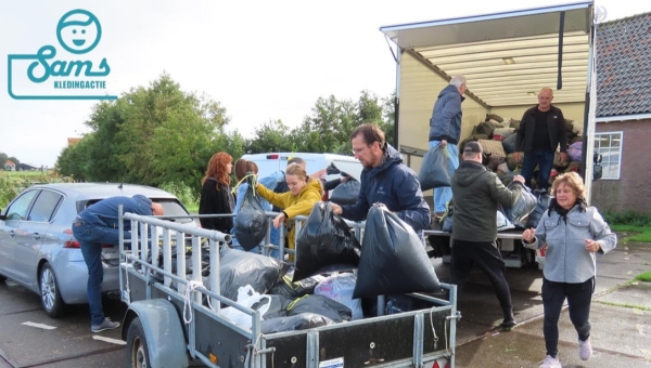 Kledinginzameling voor Mensen in Nood 2025