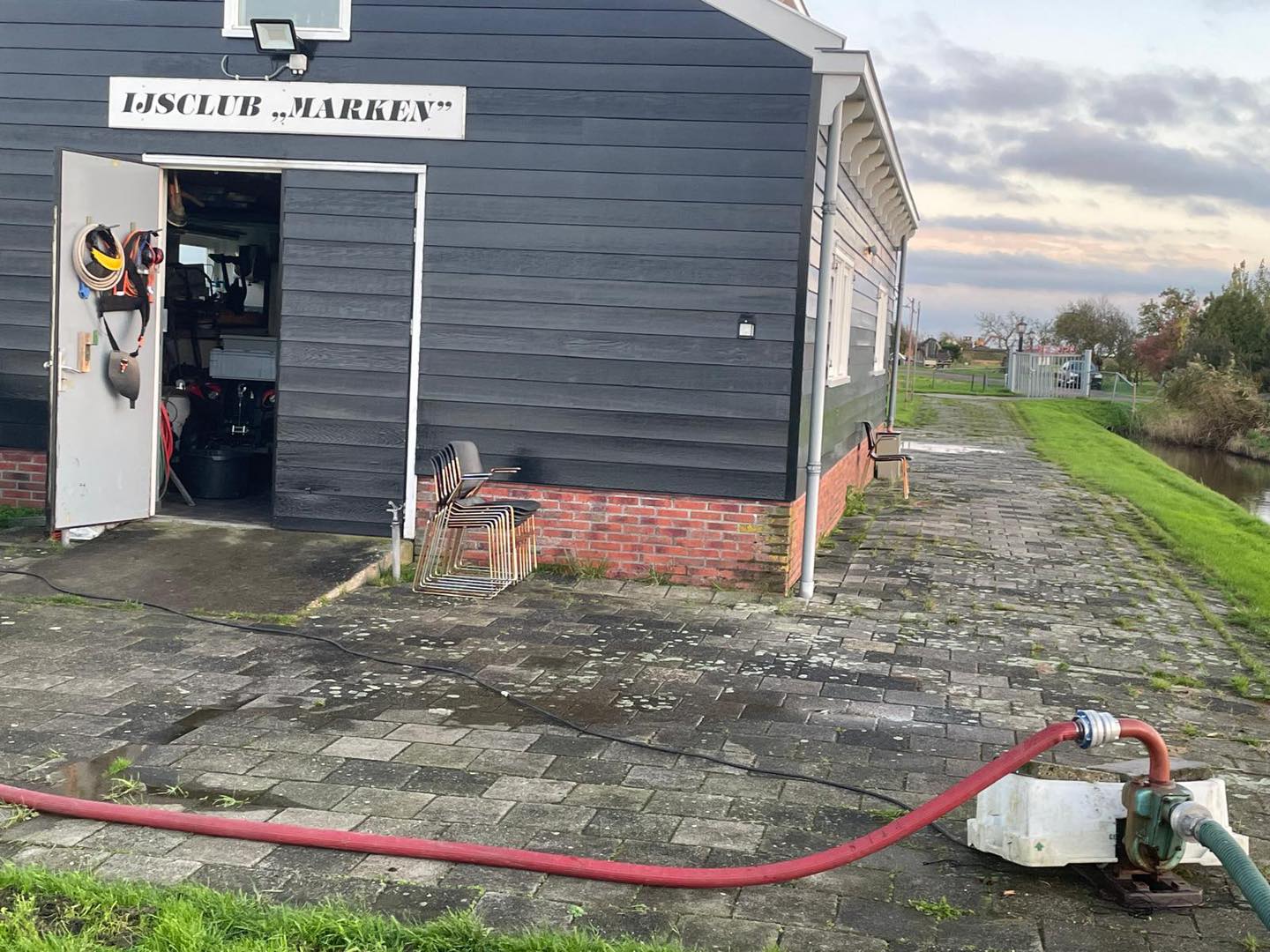 560581015 1130718245874117 6674110734514305954 n