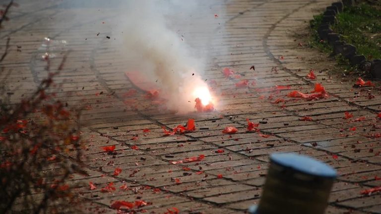 Gemeente Waterland scherpt handhaving aan vanwege vuurwerkoverlast