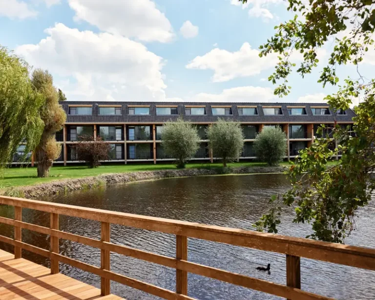 “Al snel na de komst van de asielzoekers verstomde het protest in Katwoude: ‘We hebben ons gek laten maken’”