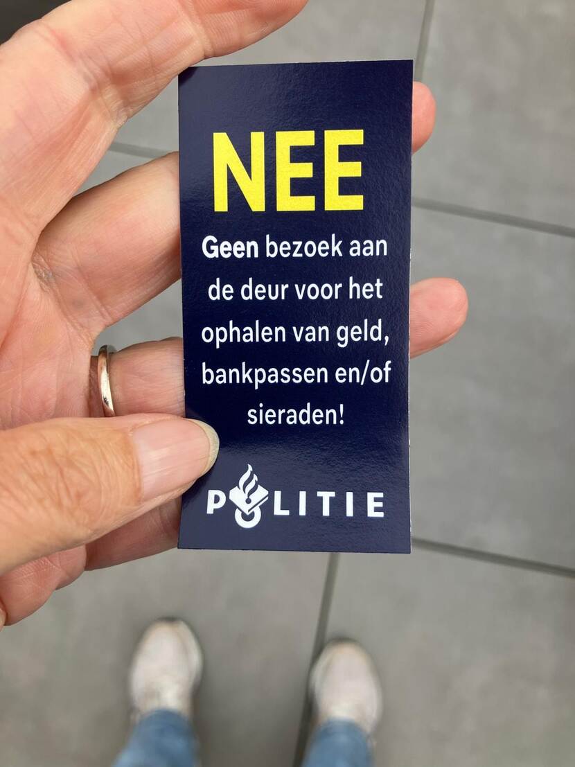 Oplichters Stoppen: Geef Nooit Geld, Bankpassen of Sieraden